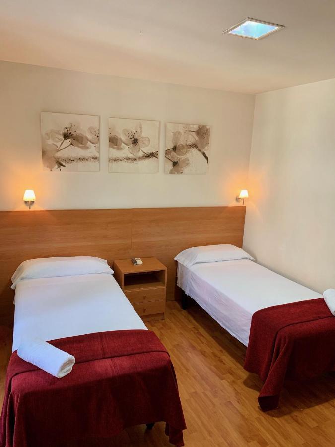 ברצלונה Hostal Madrazo מראה חיצוני תמונה