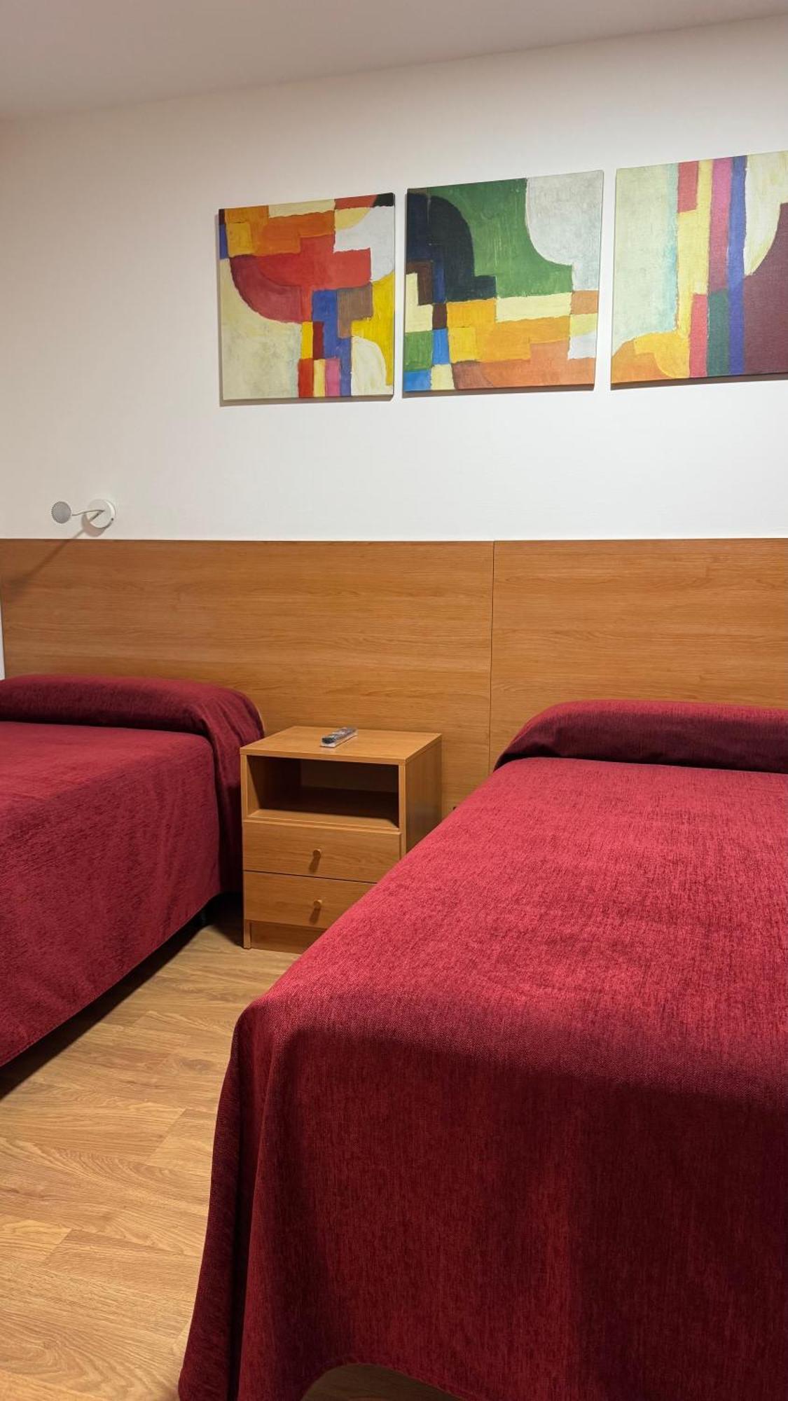 ברצלונה Hostal Madrazo מראה חיצוני תמונה