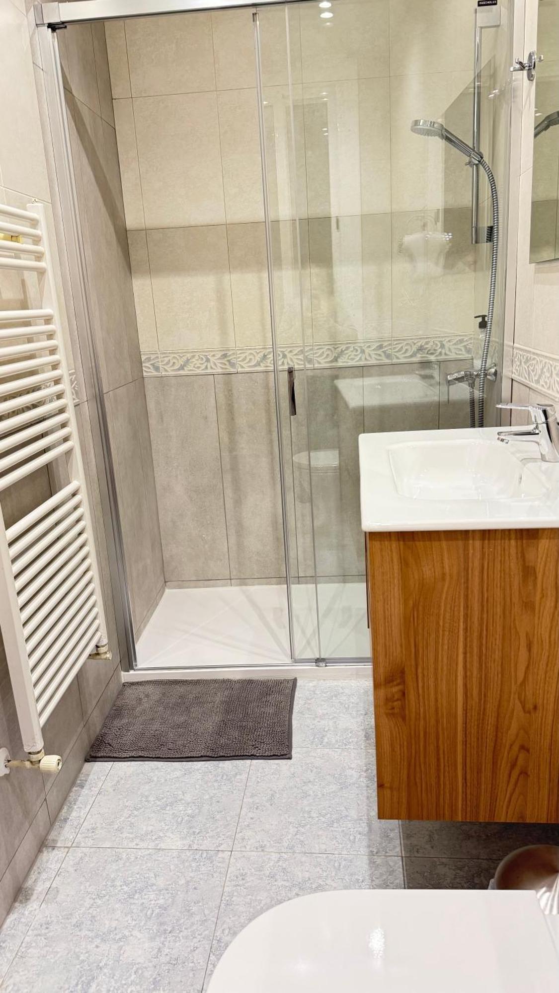 ברצלונה Hostal Madrazo מראה חיצוני תמונה