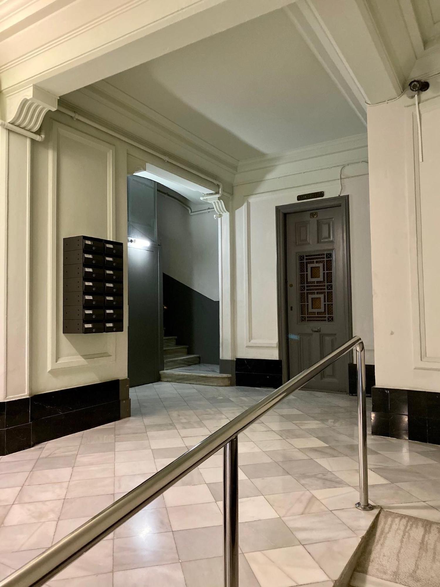 ברצלונה Hostal Madrazo מראה חיצוני תמונה