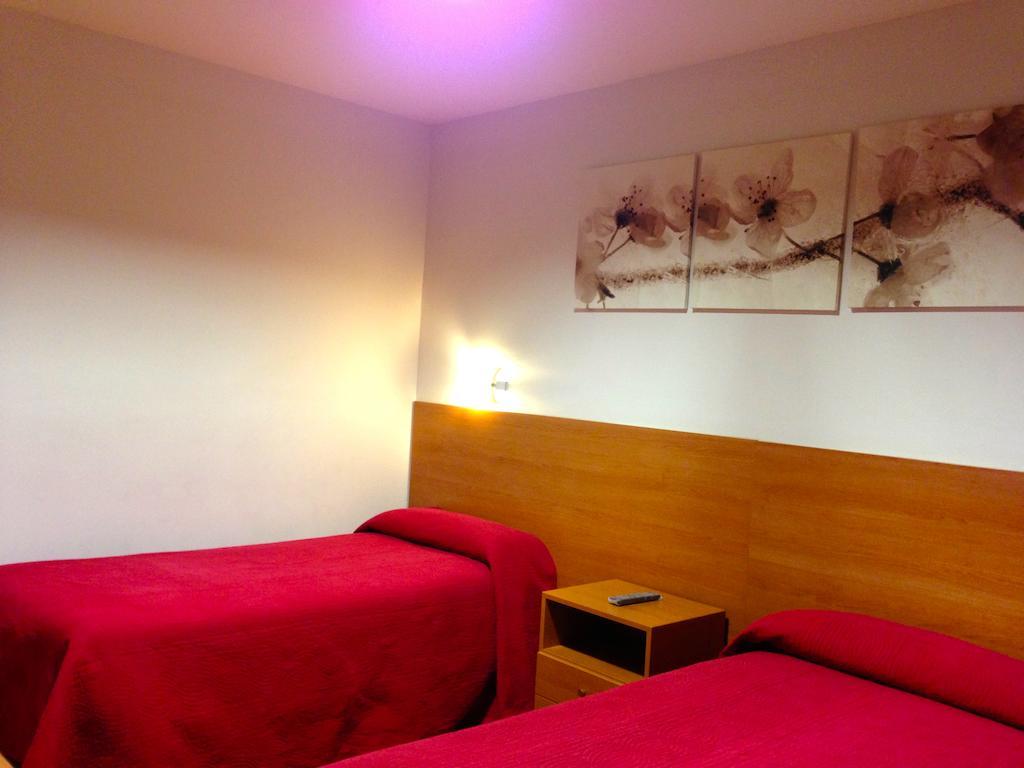 ברצלונה Hostal Madrazo מראה חיצוני תמונה