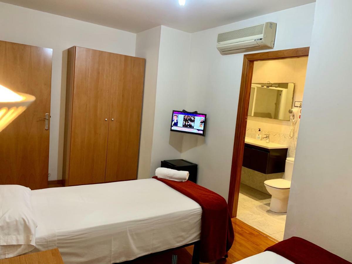 ברצלונה Hostal Madrazo מראה חיצוני תמונה
